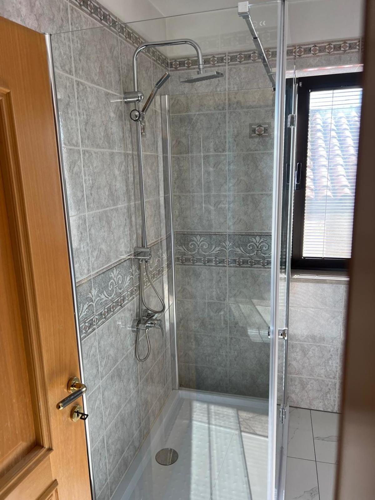 Apartma Mimi Dekani Екстер'єр фото