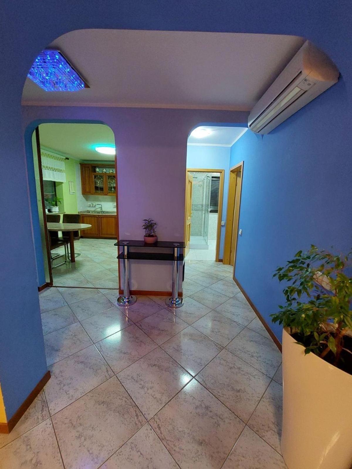 Apartma Mimi Dekani Екстер'єр фото